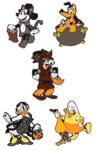 Loungefly Disney Mickey&Friends Halloween Blind Box Pins